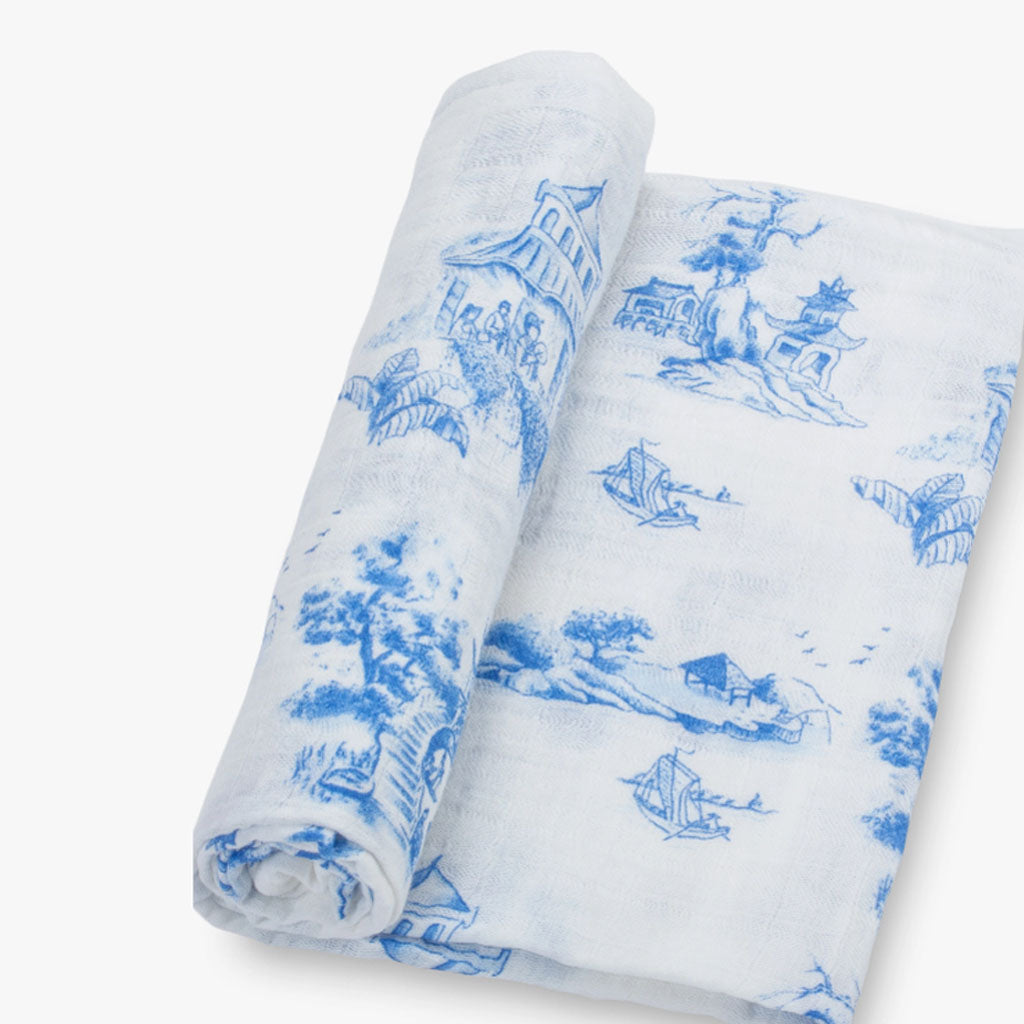 BLUE CHINOISERIE SWADDLE BLANKET