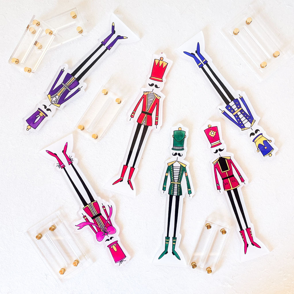 ACRYLIC NUTCRACKERS